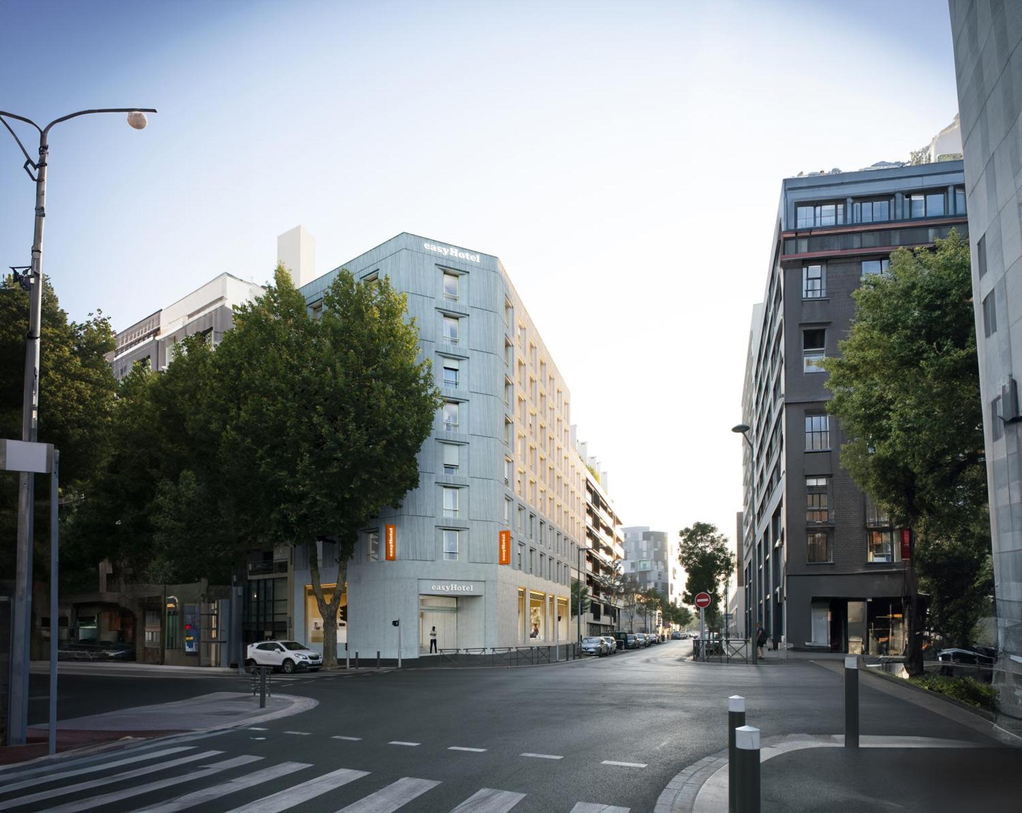 Easyhotel Marseille Euromed Esterno foto