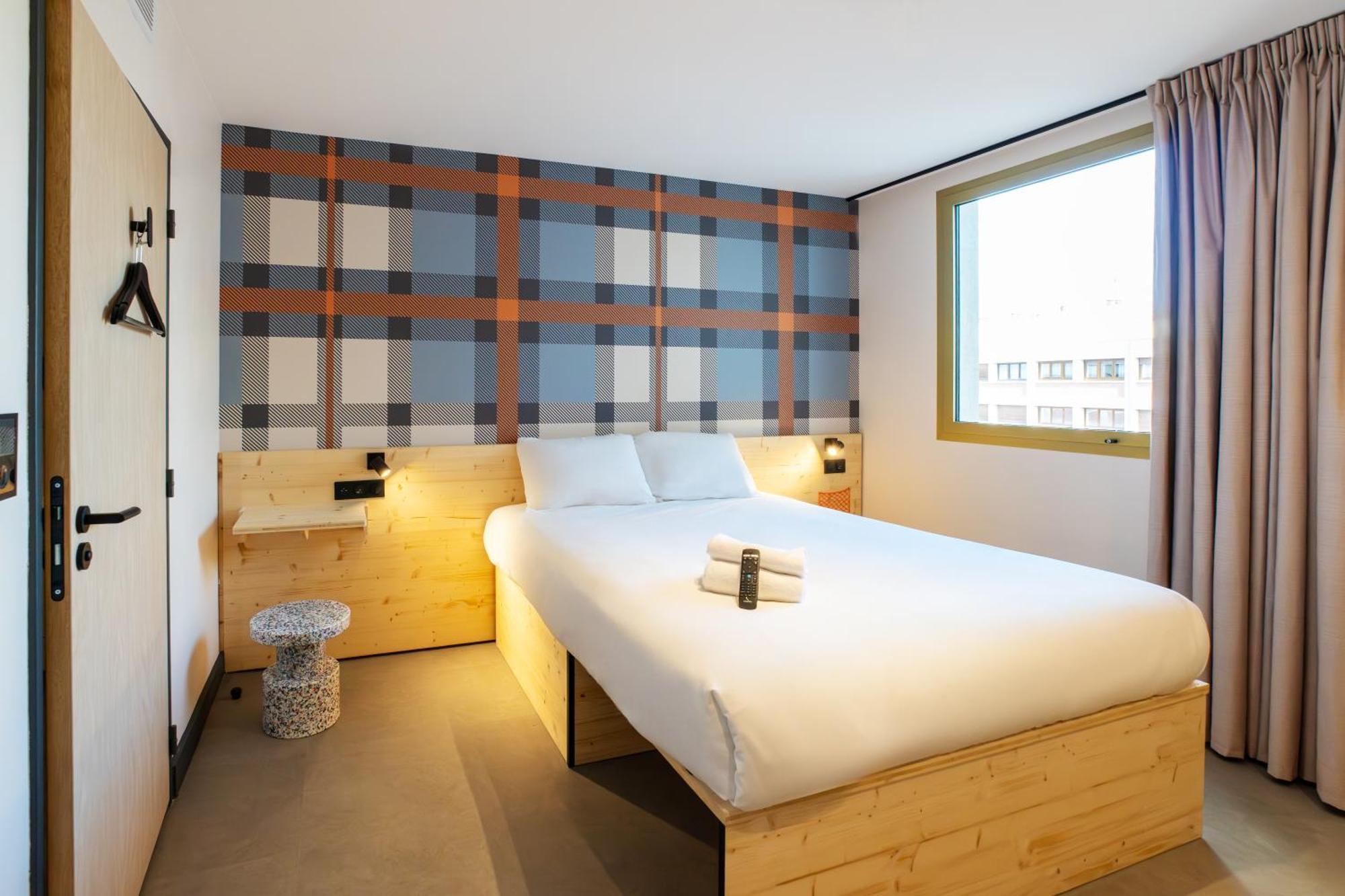 Easyhotel Marseille Euromed Esterno foto