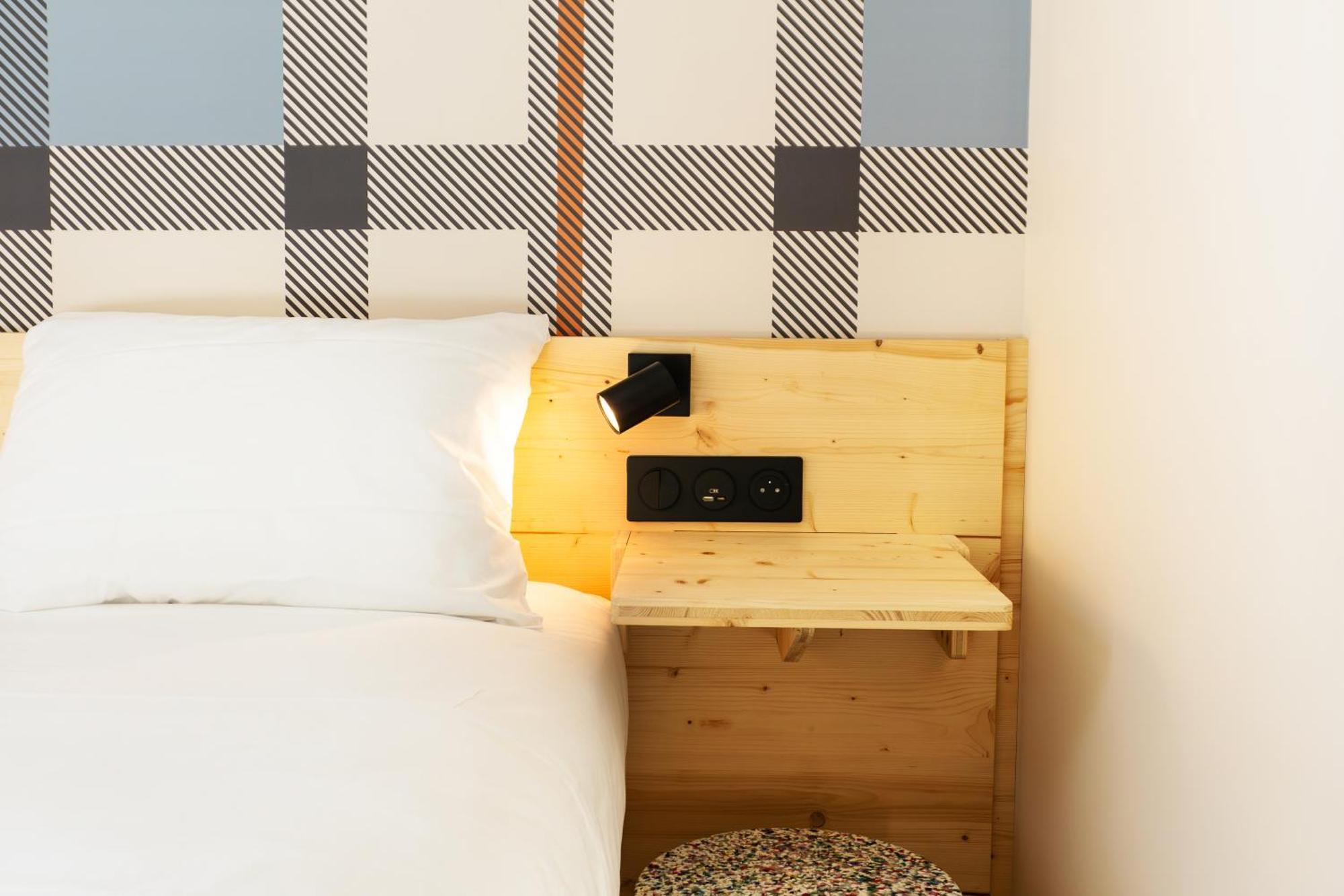 Easyhotel Marseille Euromed Esterno foto