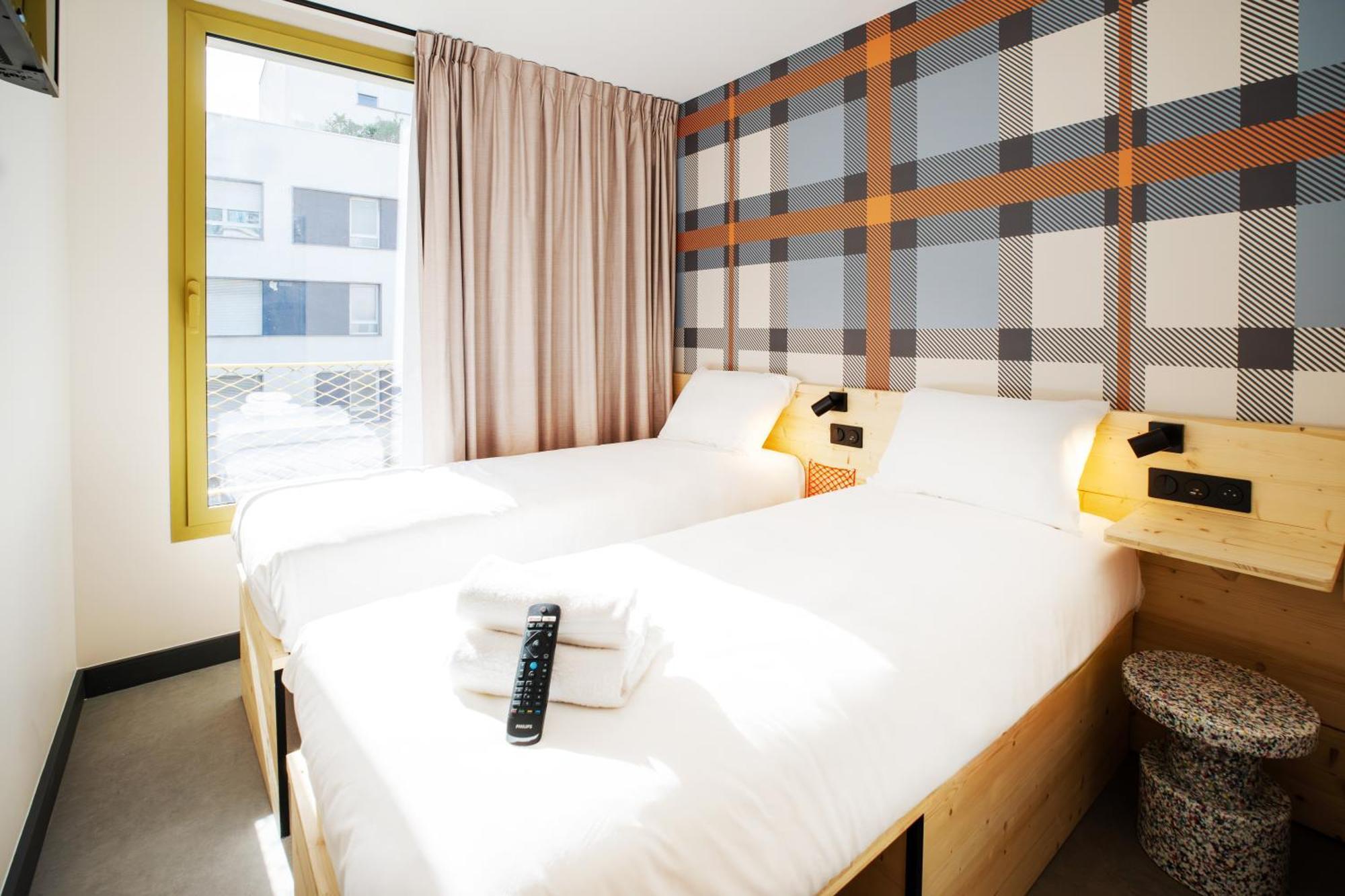 Easyhotel Marseille Euromed Esterno foto