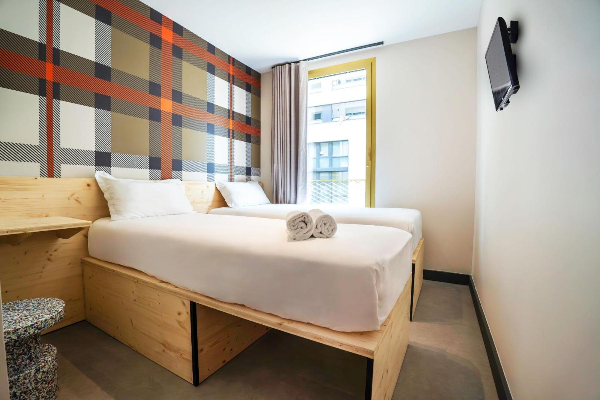 Easyhotel Marseille Euromed Esterno foto